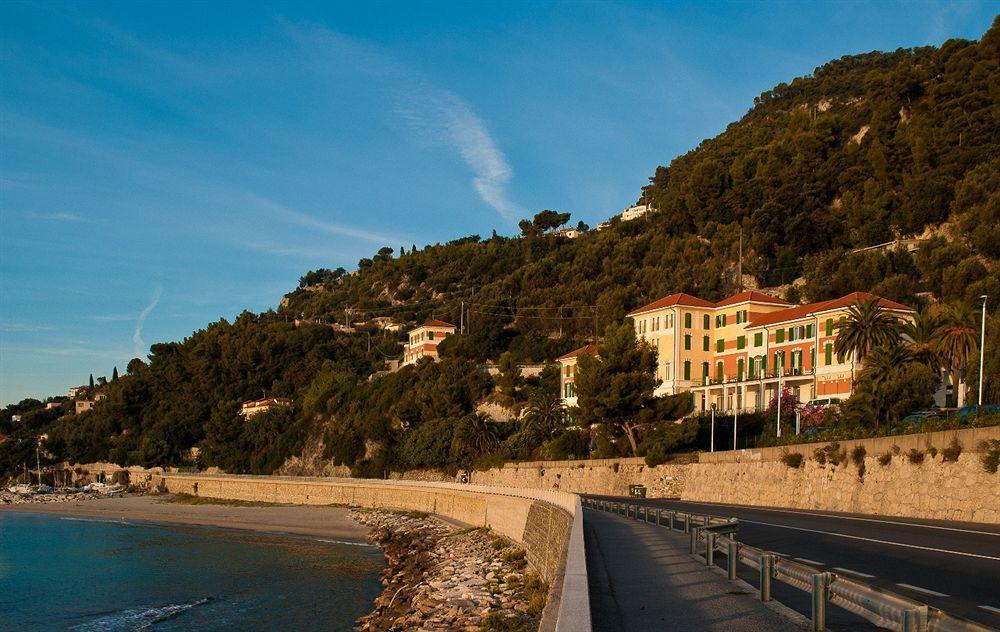 Hotel Del Golfo 菲纳莱利古雷 外观 照片