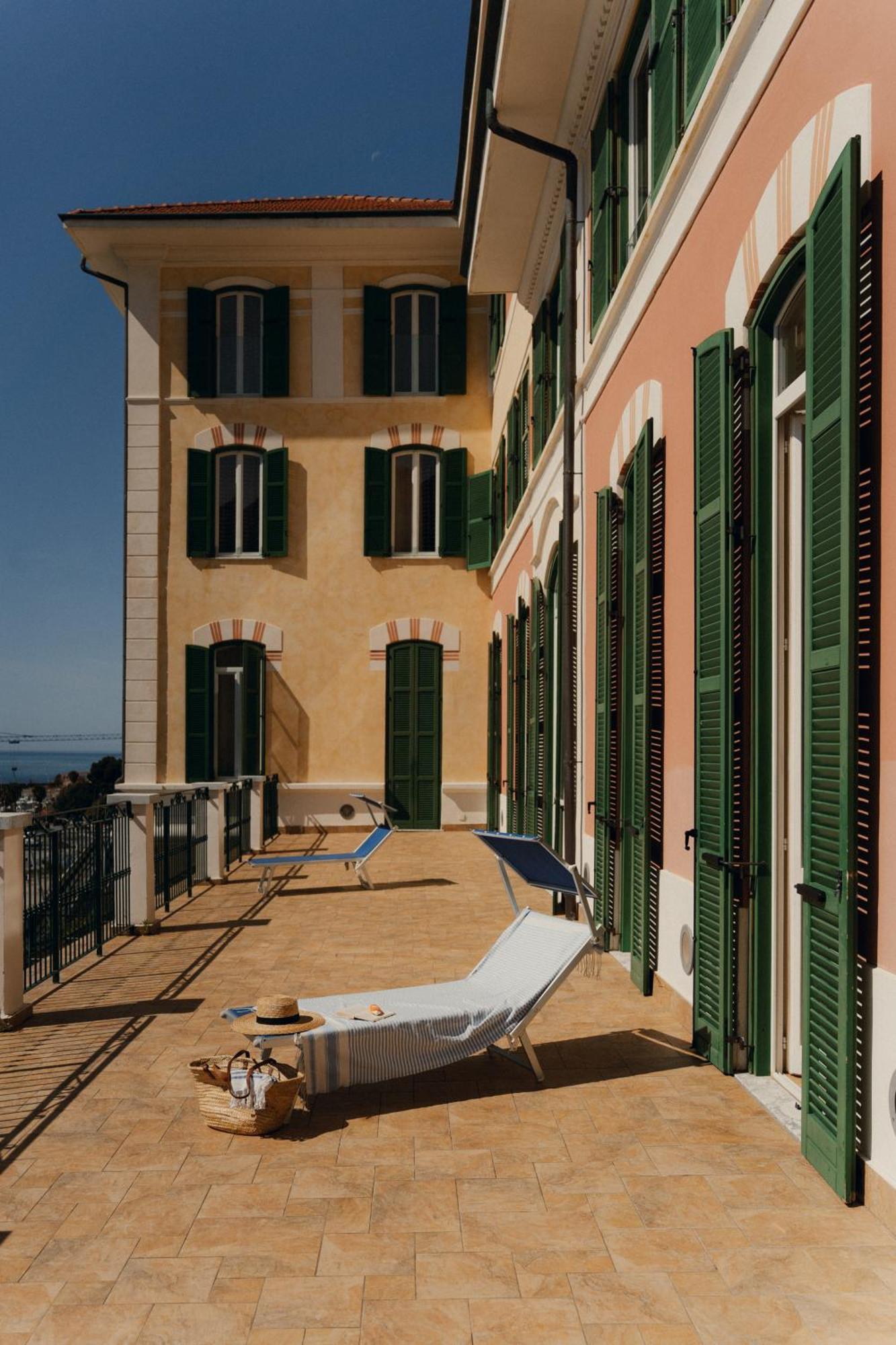 Hotel Del Golfo 菲纳莱利古雷 外观 照片